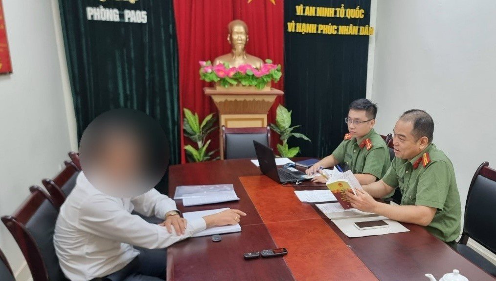 Phạt 10 triệu đồng một trường hợp đăng bài sai sự thật trên facebook